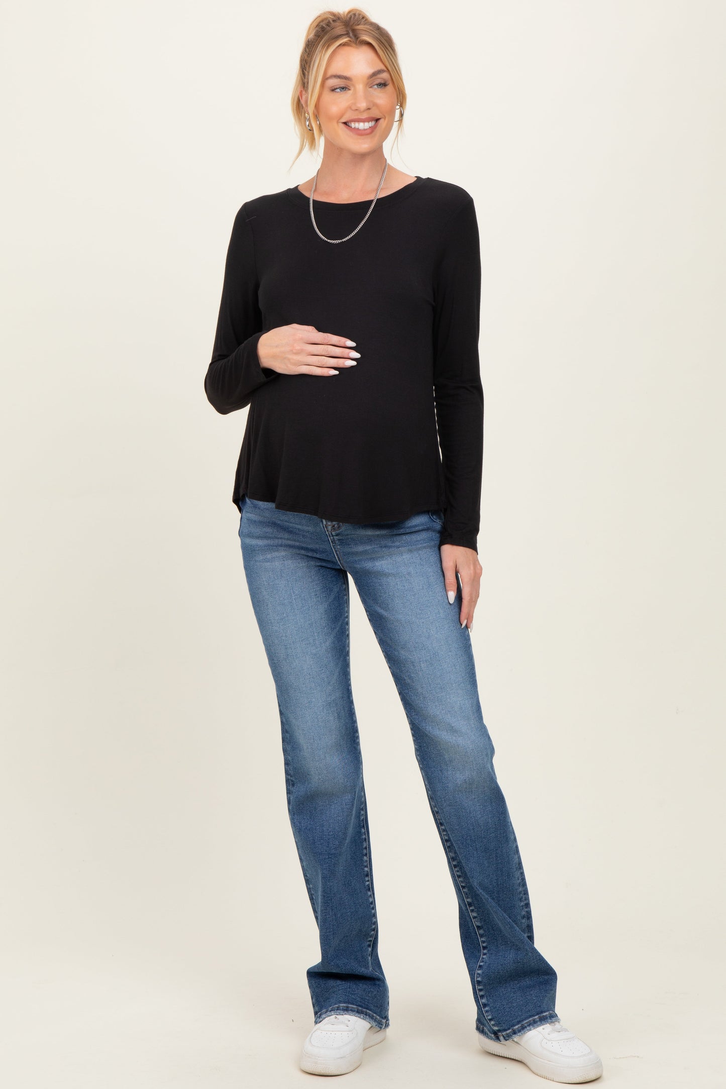Black Flowy Round Hem Maternity Long Sleeve Top