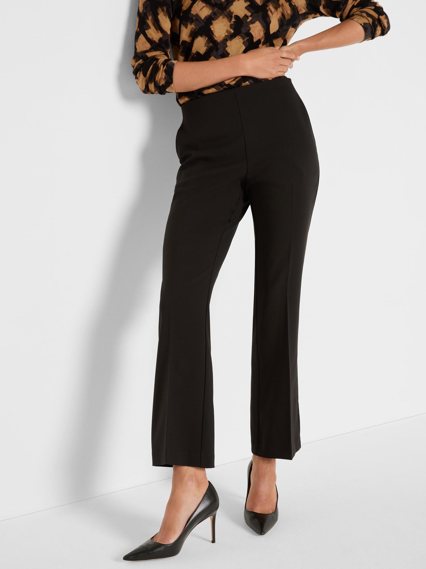 Sleek Stretch Plaza Demi Boot Ankle Pant